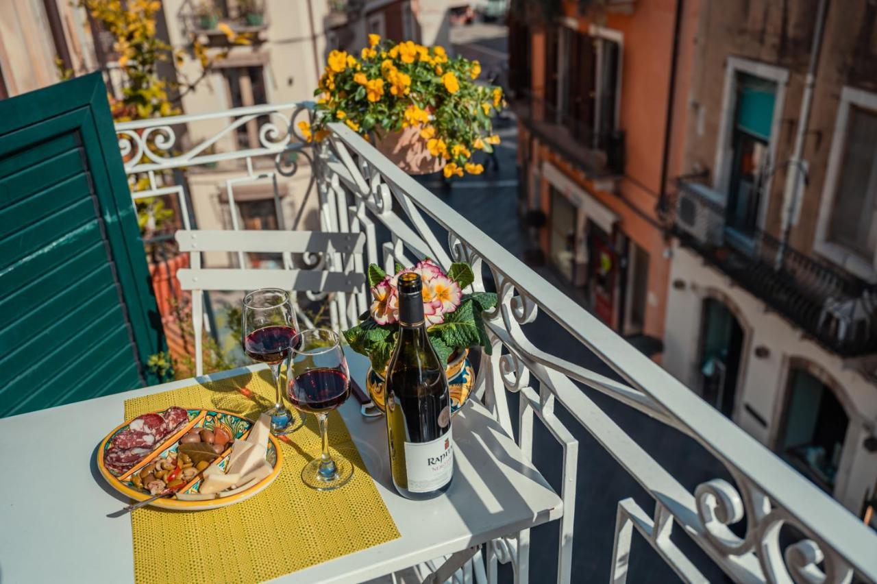 Taoapartments - Casa Vittoria Таормина Экстерьер фото